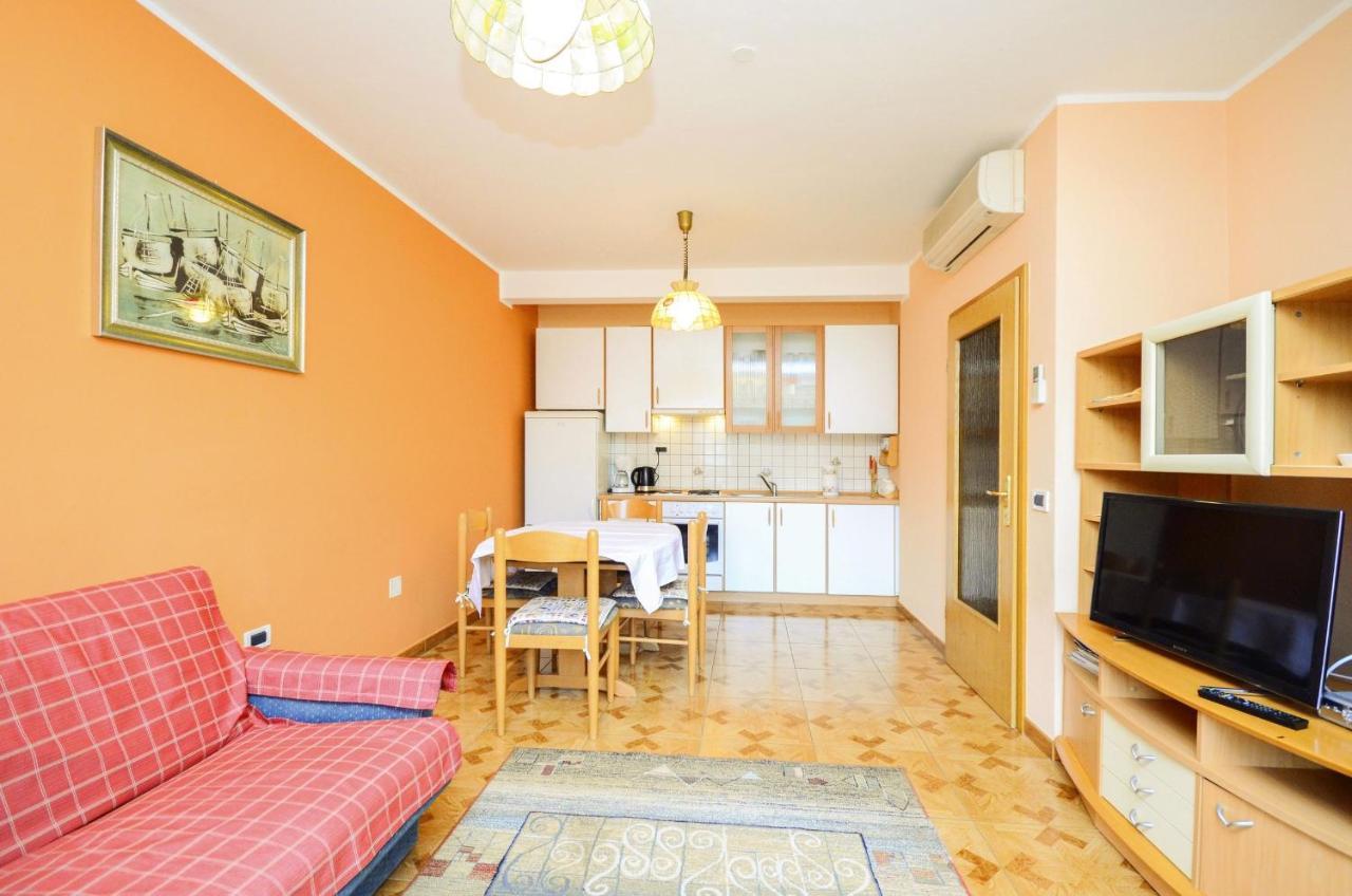 אומאג Apartments Marija מראה חיצוני תמונה